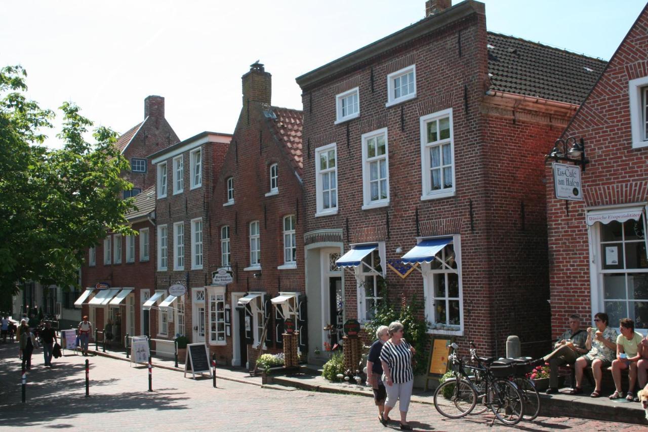 Huus Ant Deep Og Greetsiel Lägenhet Krummhörn Exteriör bild